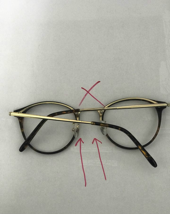 あなたのメガネは変形したか？メガネの歪みチェック！