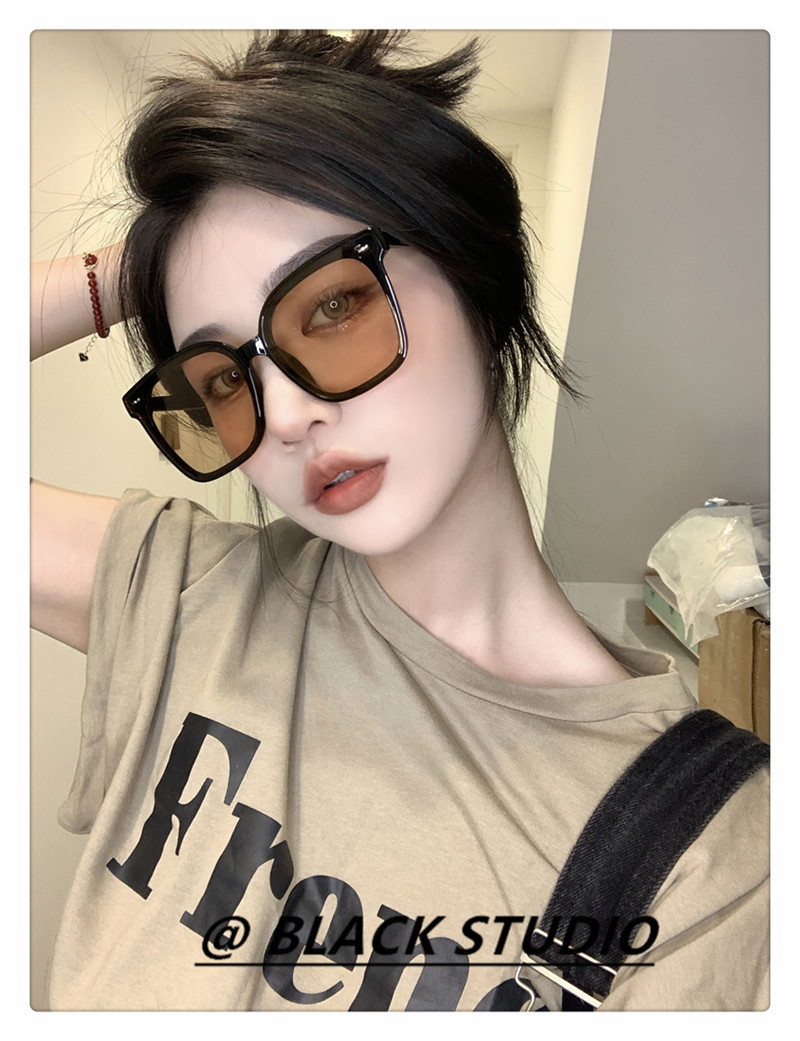 サングラス 黒 メガネ ビックフレーム 小顔効果 韓国 オシャレ 紫外線 通販